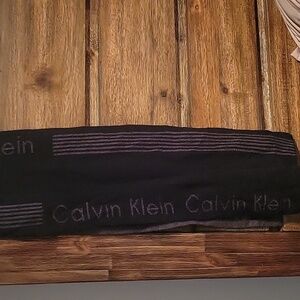 Calvin Klein grey neck warmer